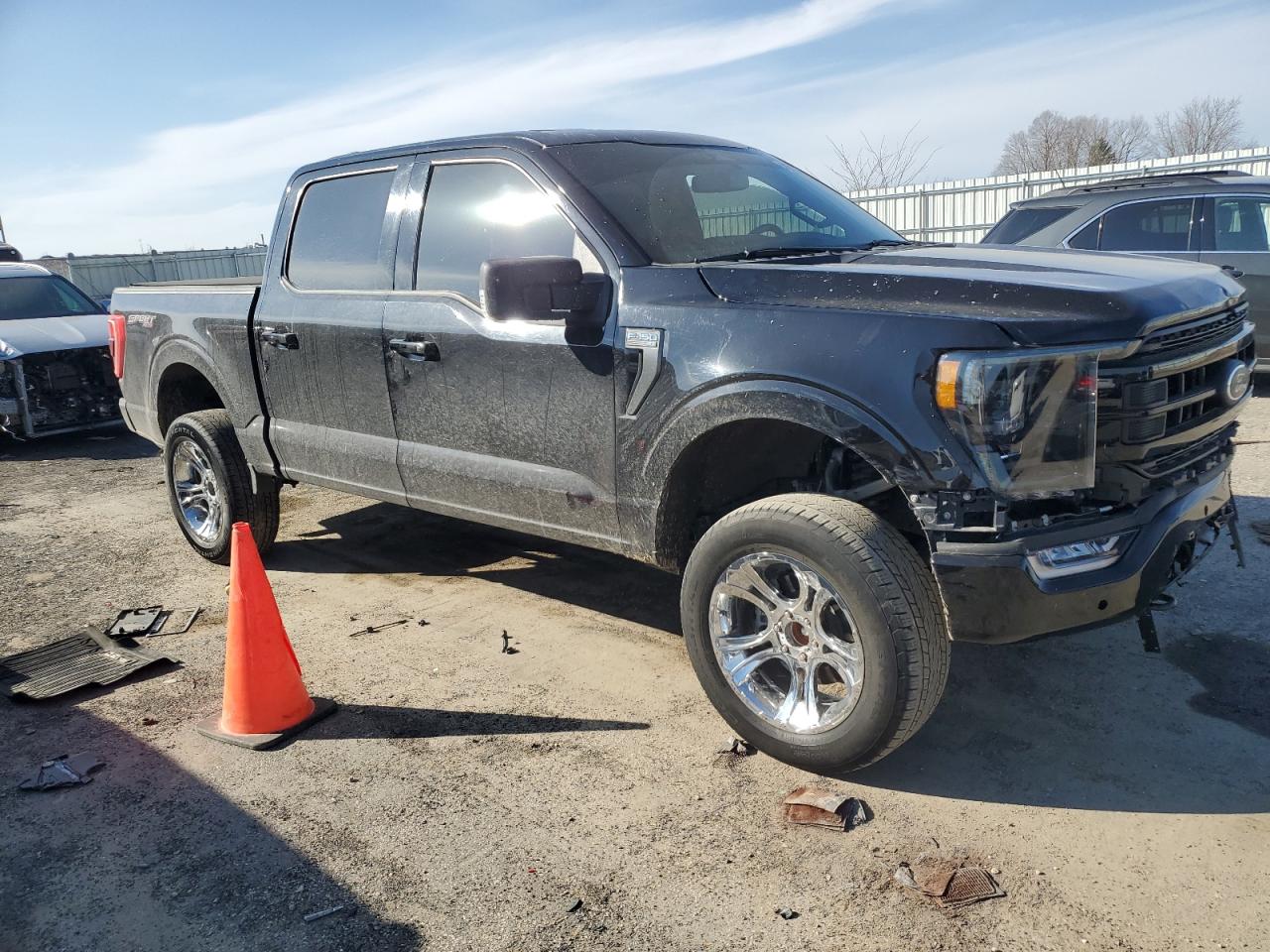 2022 Ford F-150 - Image 4