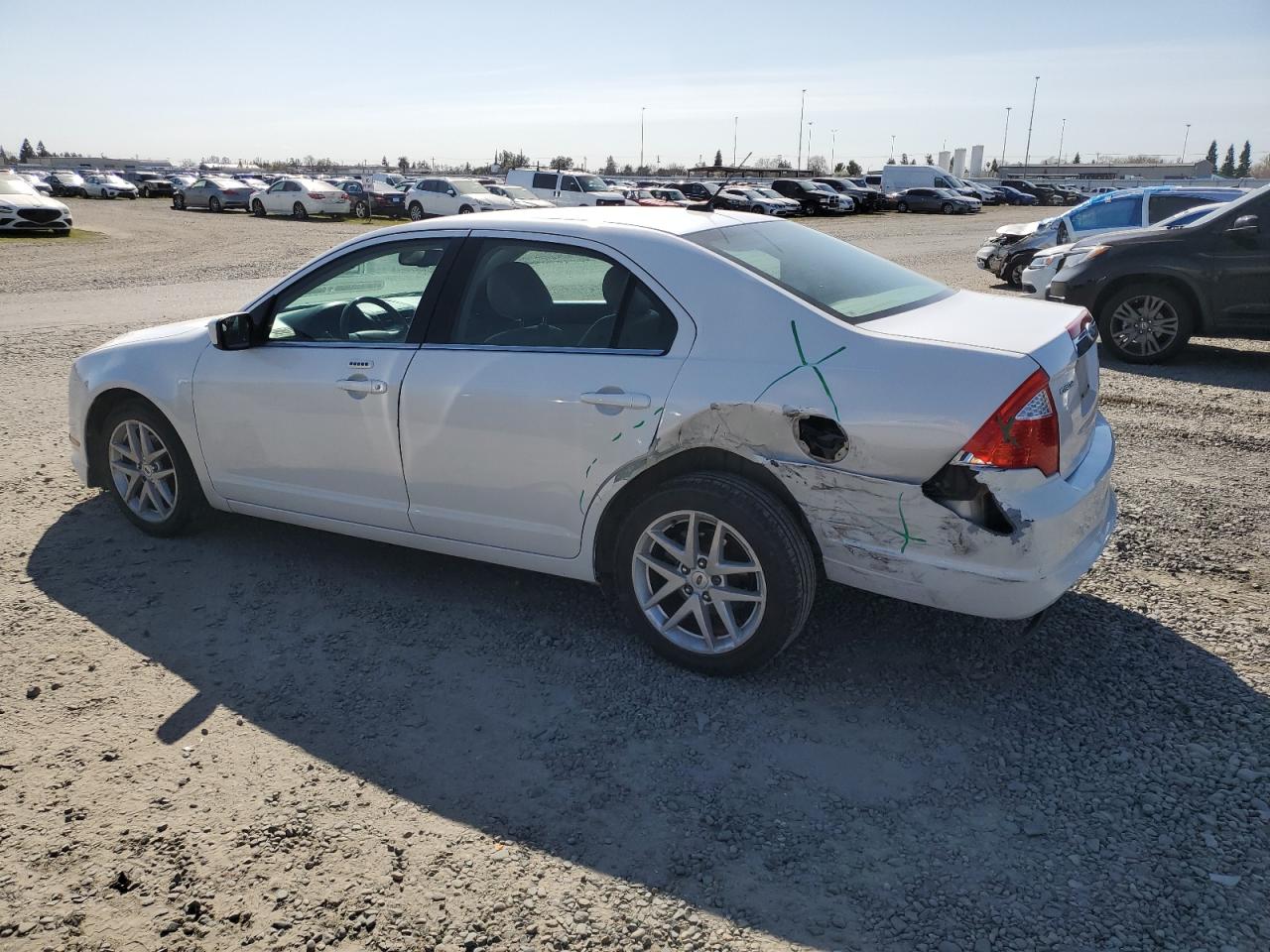 2011 Ford Fusion - Image 2
