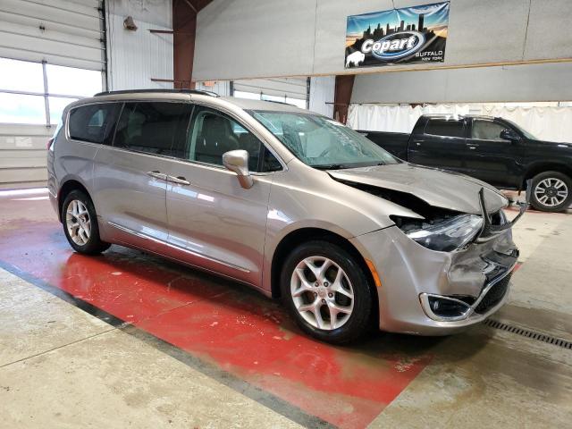  CHRYSLER PACIFICA 2017 tan
