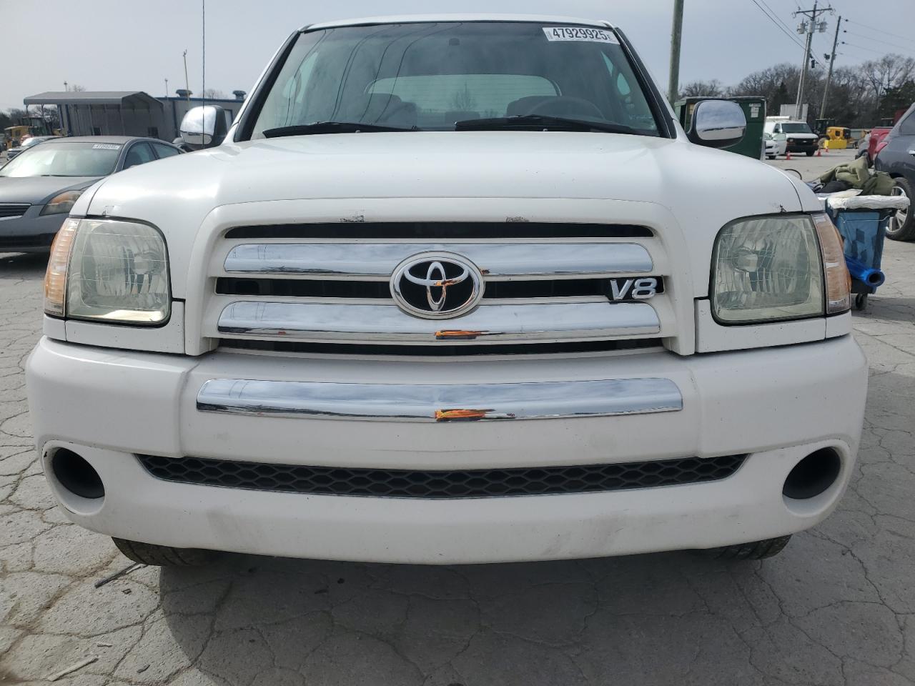 2004 Toyota Tundra - Image 5