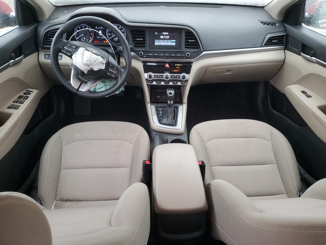 2020 Hyundai Elantra - Image 8