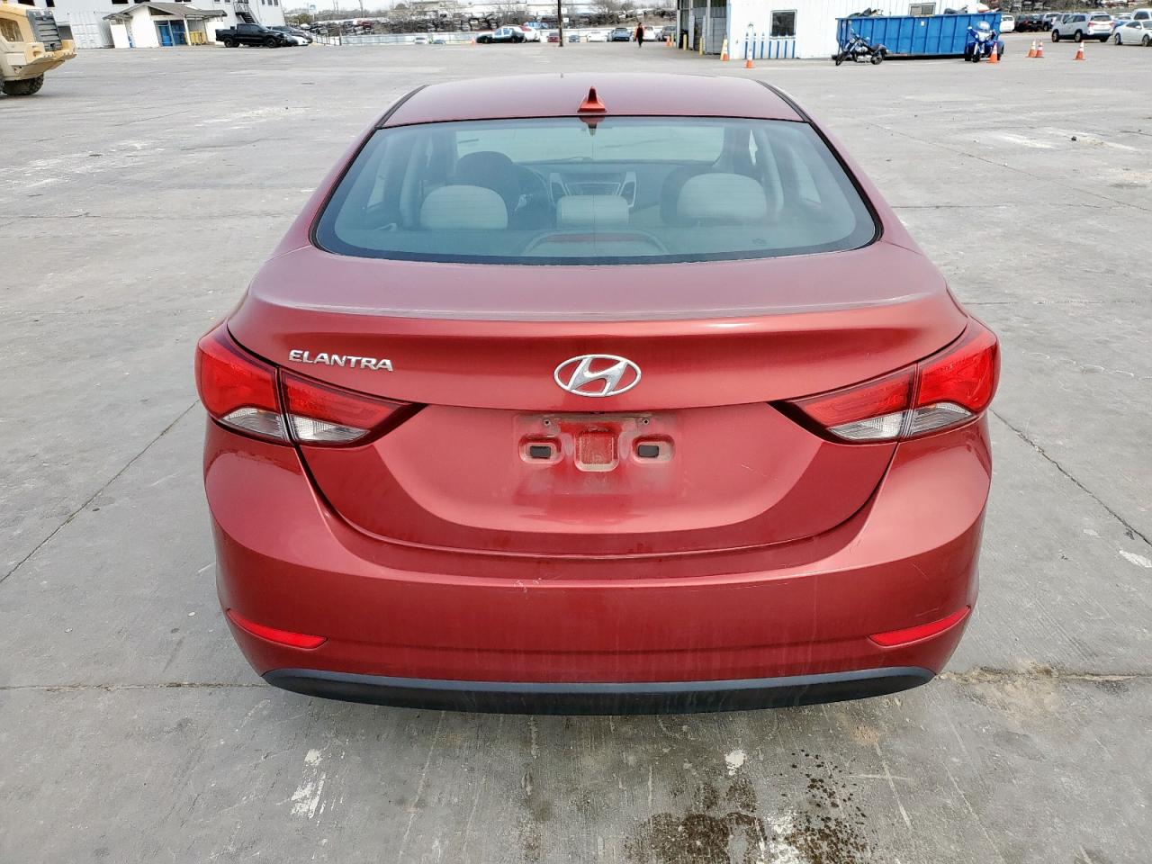 2016 Hyundai Elantra - Image 6