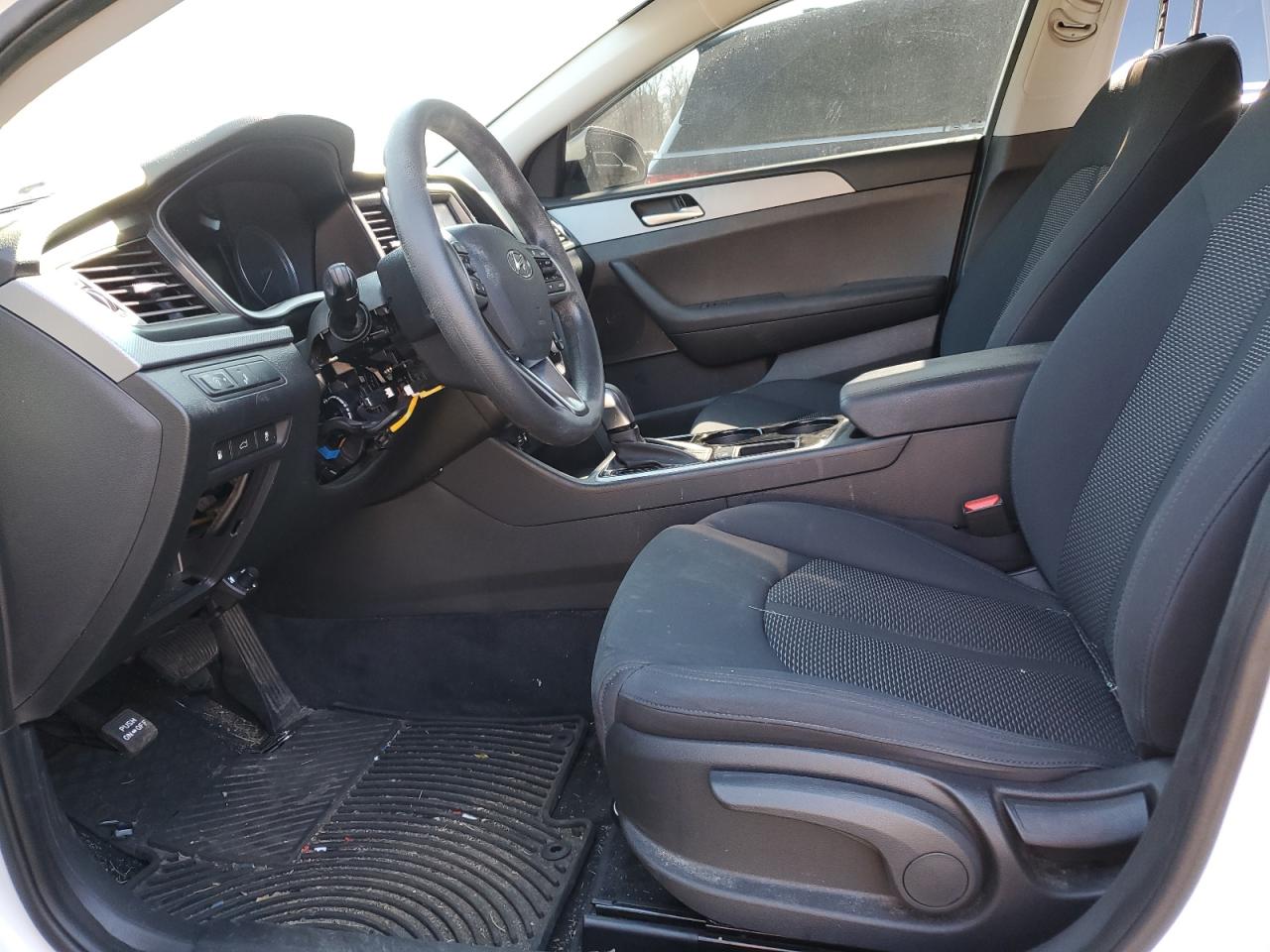 2019 Hyundai Sonata - Image 7