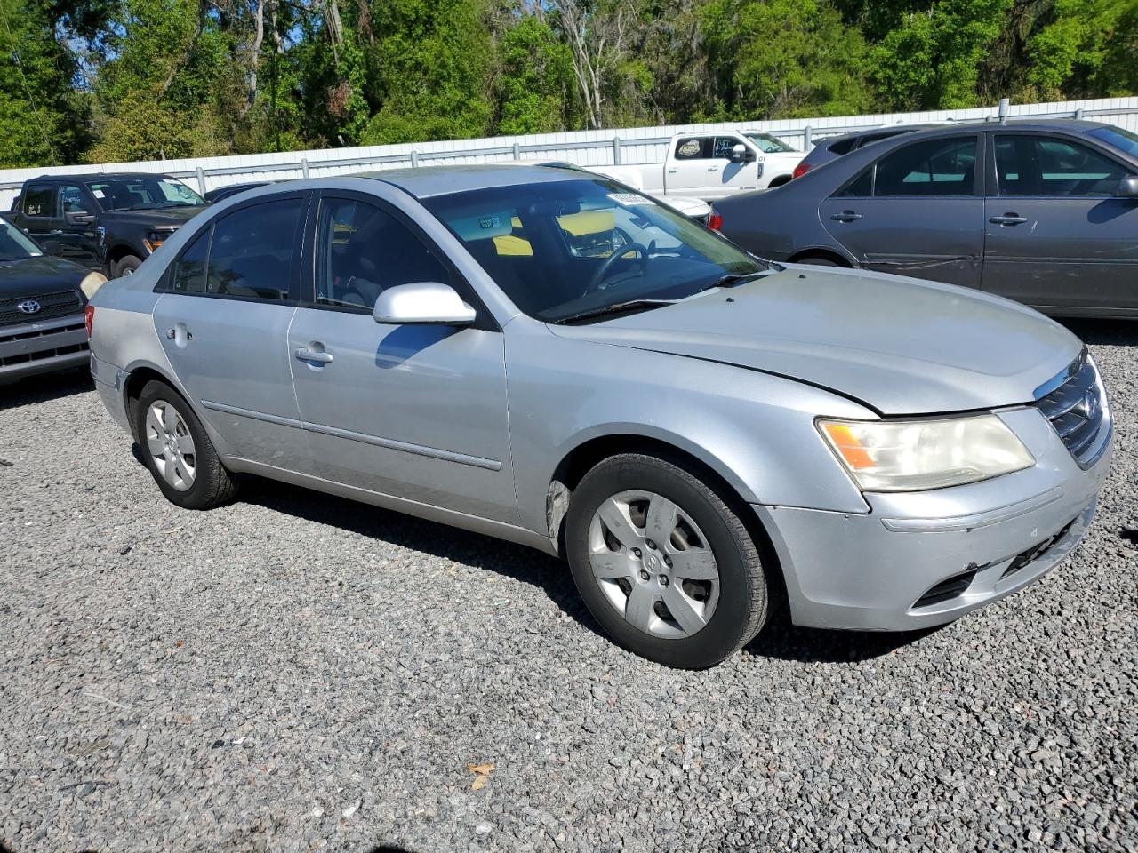 2009 Hyundai Sonata - Image 4