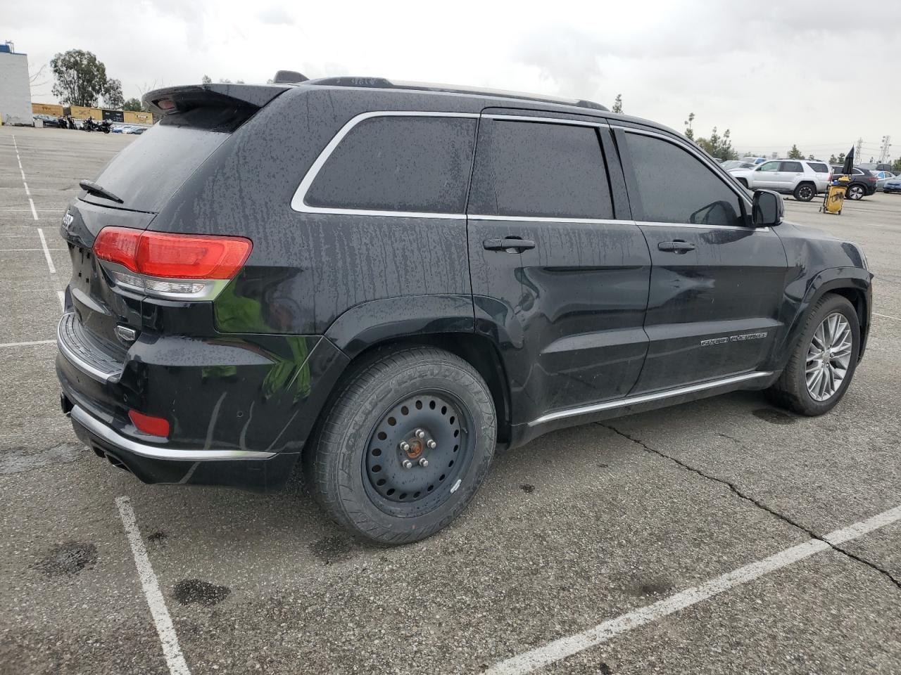 2017 Jeep Grand Cherokee - Image 3