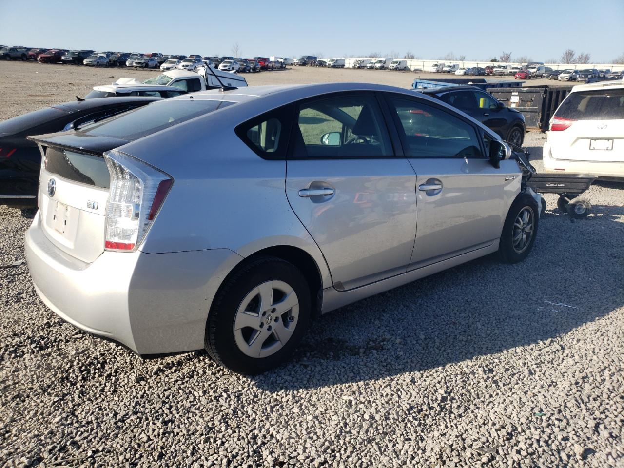 2011 Toyota Prius - Image 3