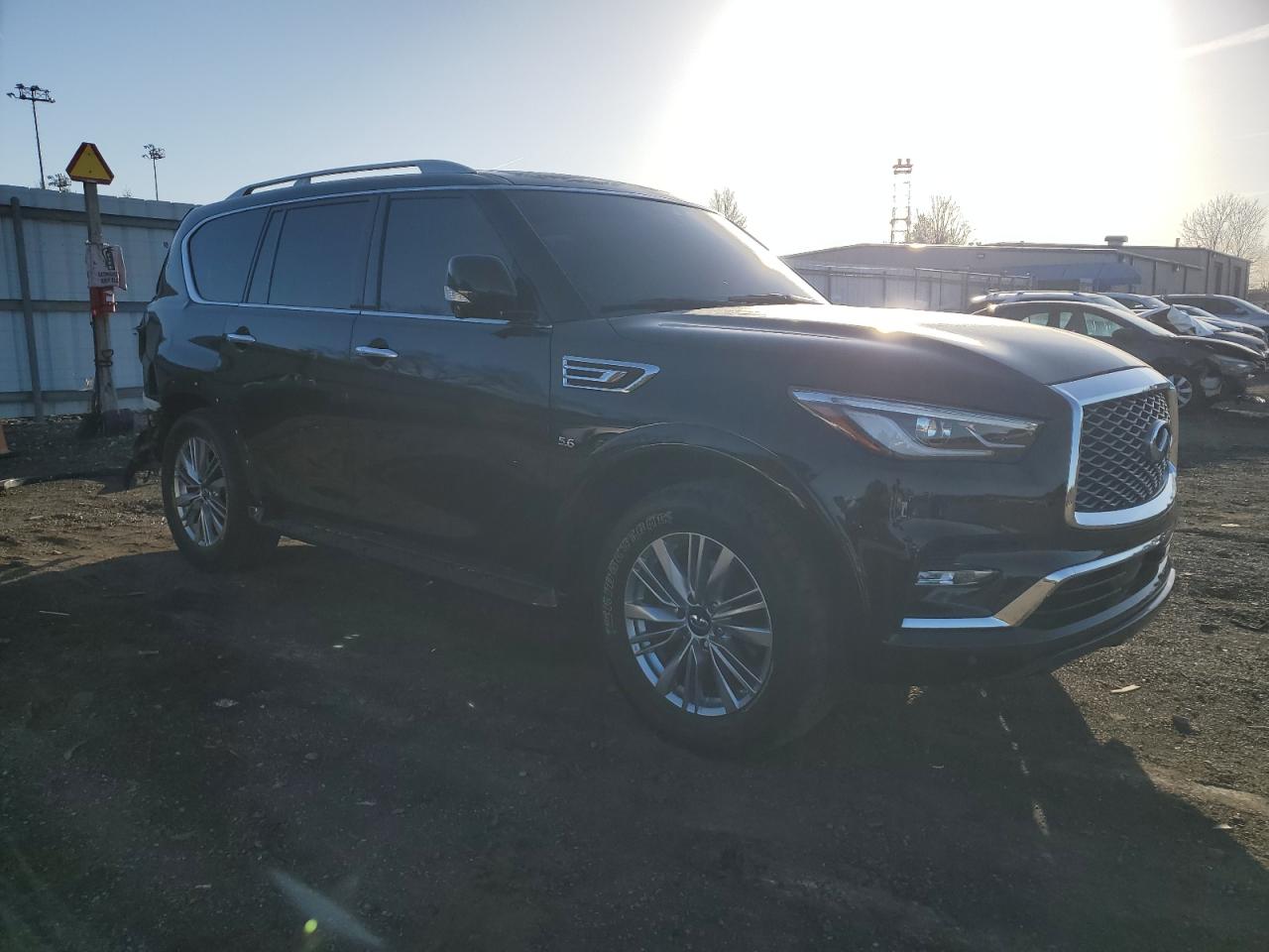 2020 Infiniti QX80 - Image 4