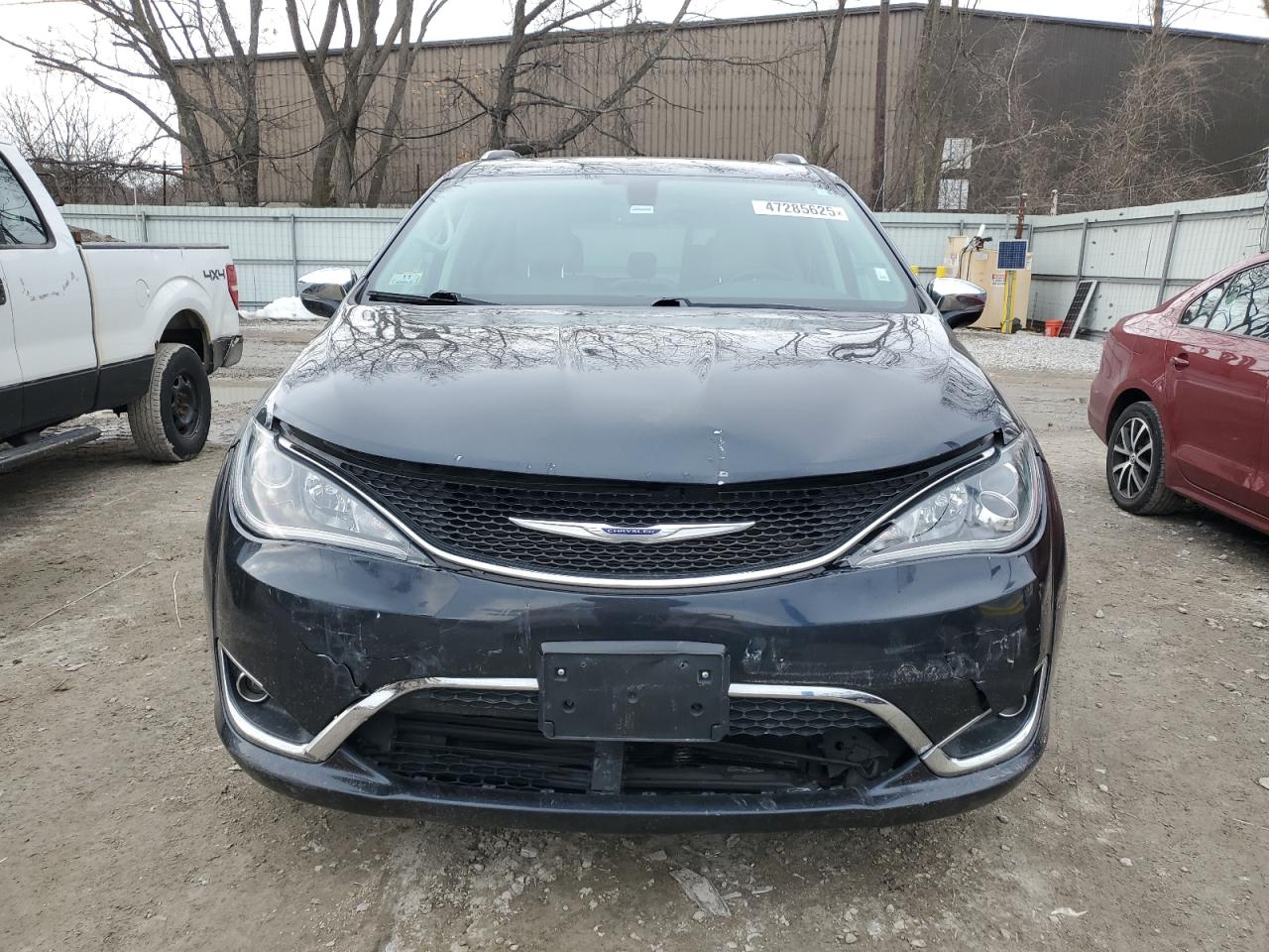 2020 Chrysler Pacifica - Image 5