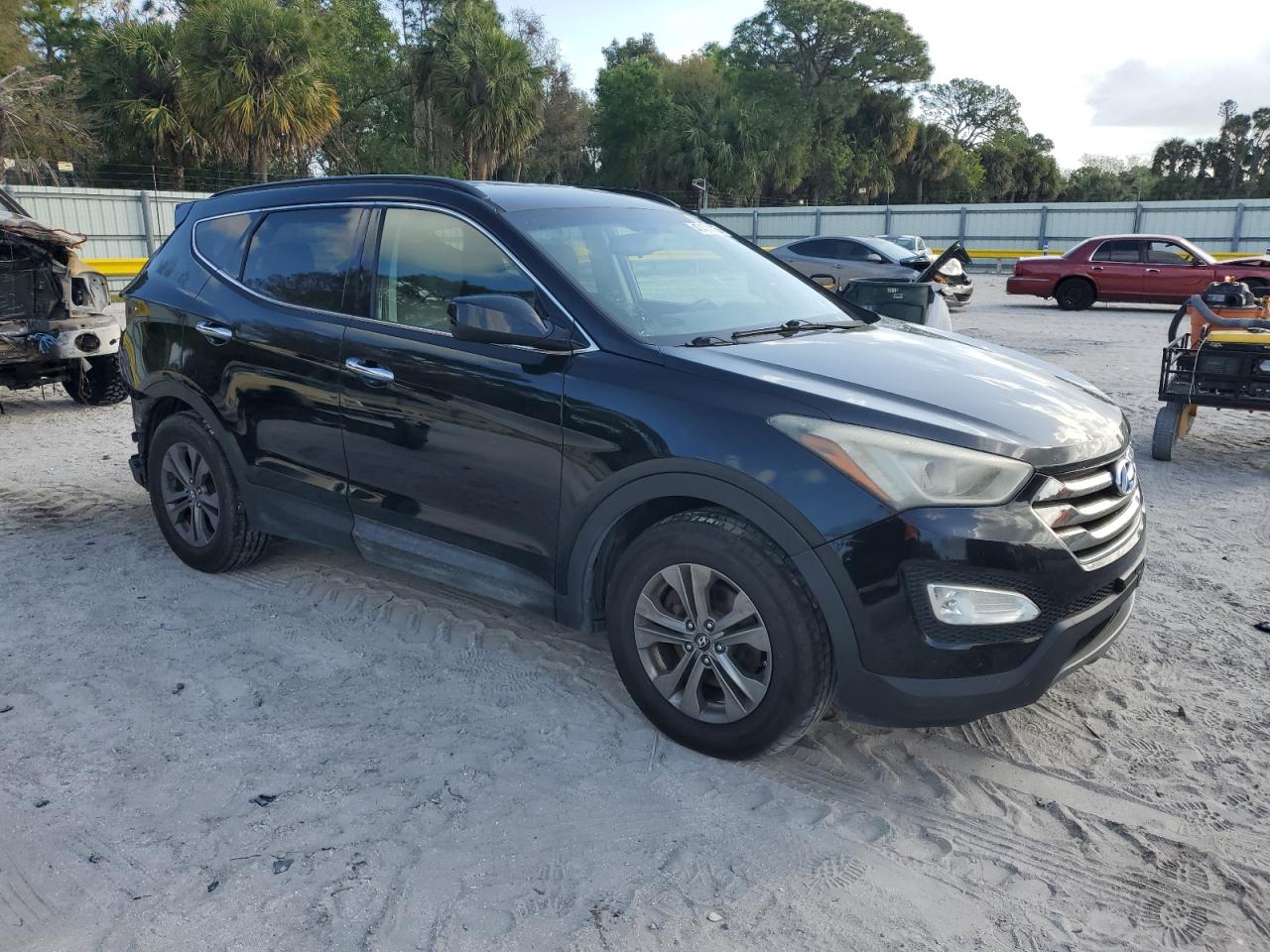 2013 Hyundai Santa Fe - Image 4