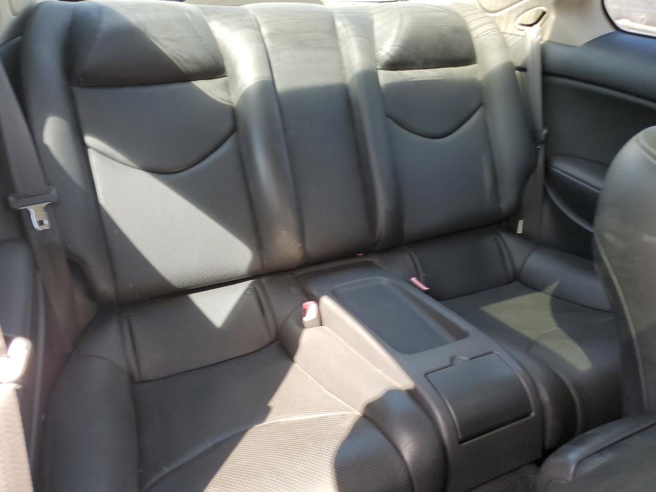 2010 Infiniti G - Image 10