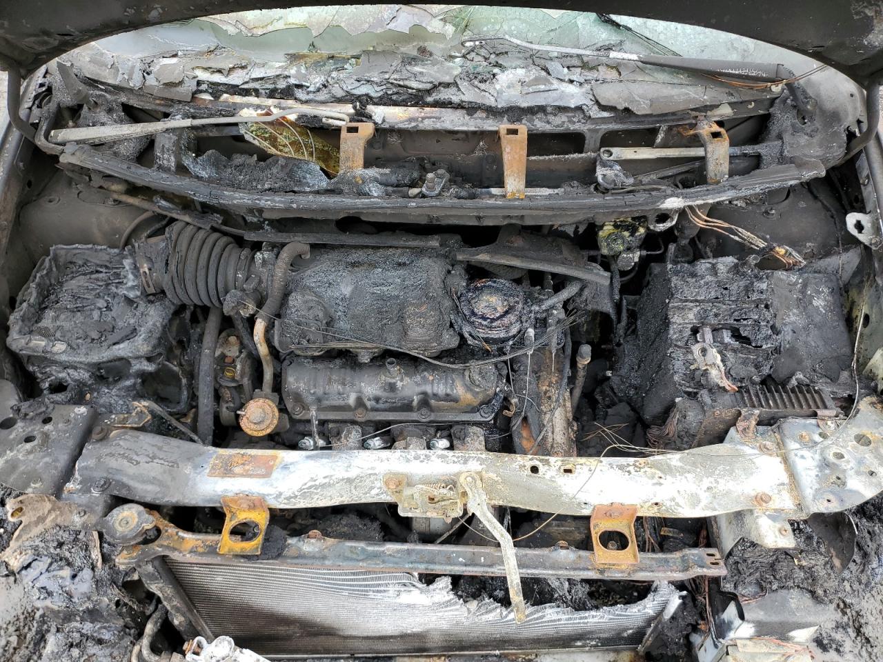 2001 Chrysler Voyager - Image 12