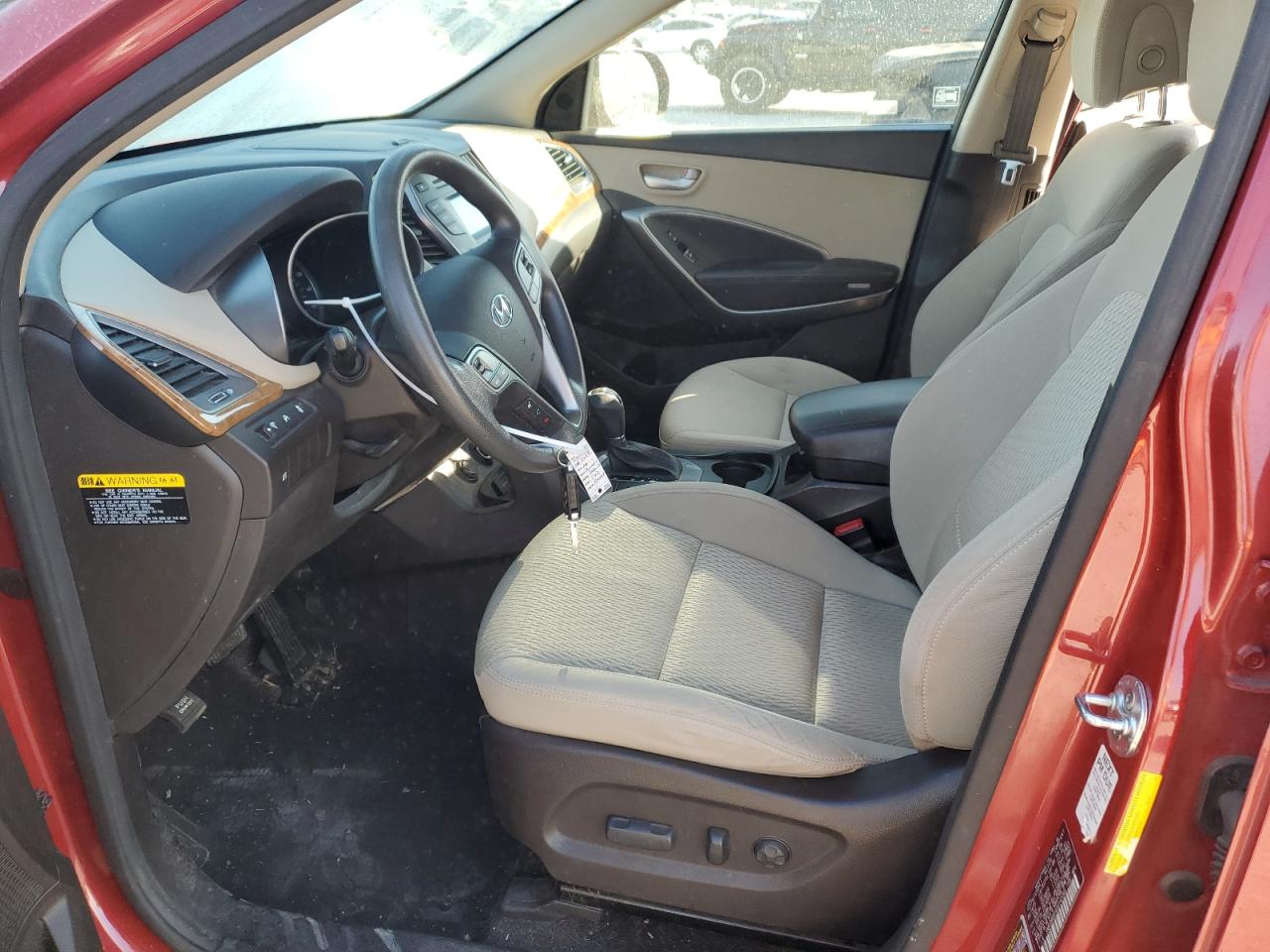2016 Hyundai Santa Fe - Image 7