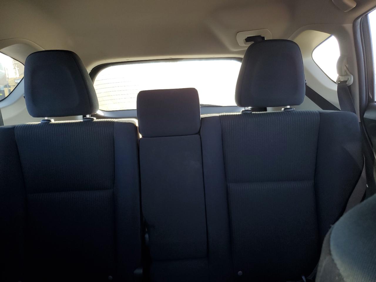 2017 Toyota RAV 4 - Image 10