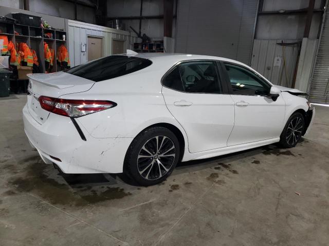  TOYOTA CAMRY 2020 Белый