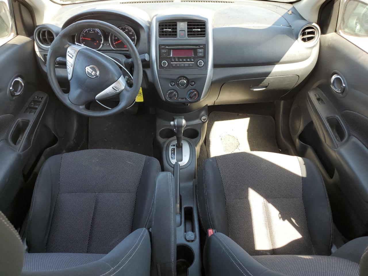 3N1CN7AP2HL817927 NISSAN VERSA 2017