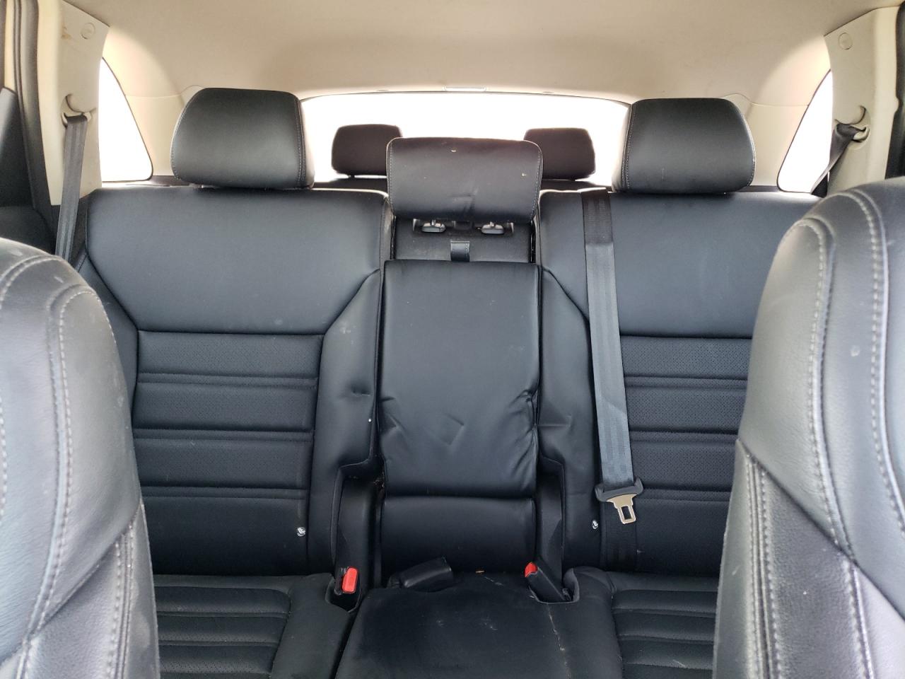 2016 Kia Sorento - Image 10