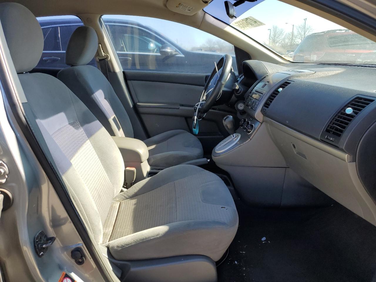 2008 Nissan Sentra - Image 7