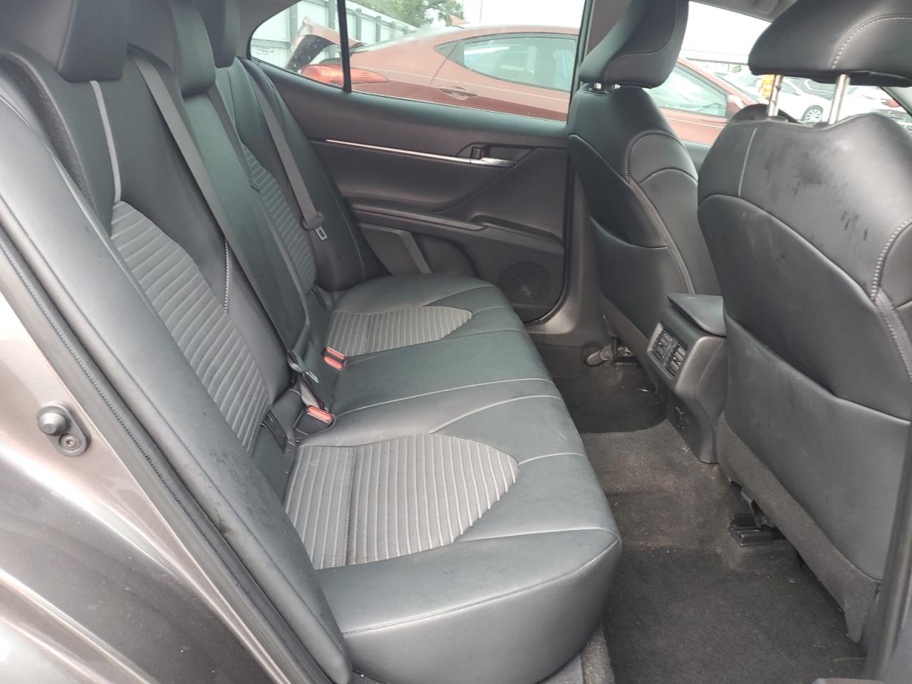 2022 Toyota Camry - Image 11