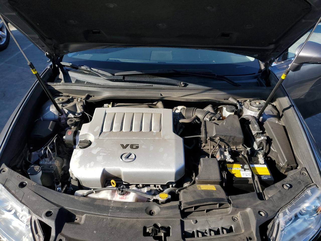 2014 Lexus ES - Image 11