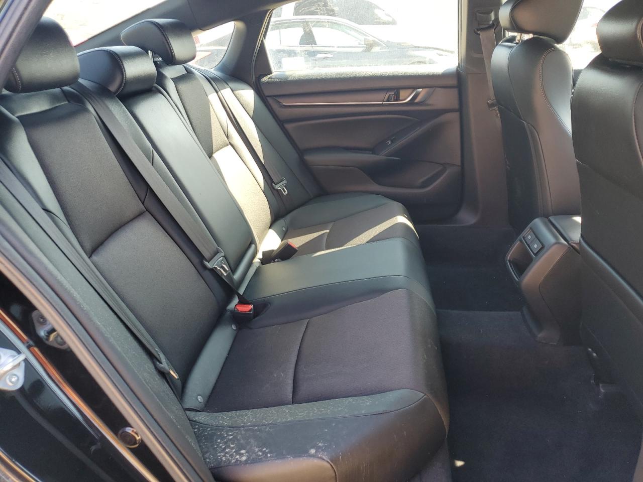 2022 Honda Accord - Image 10
