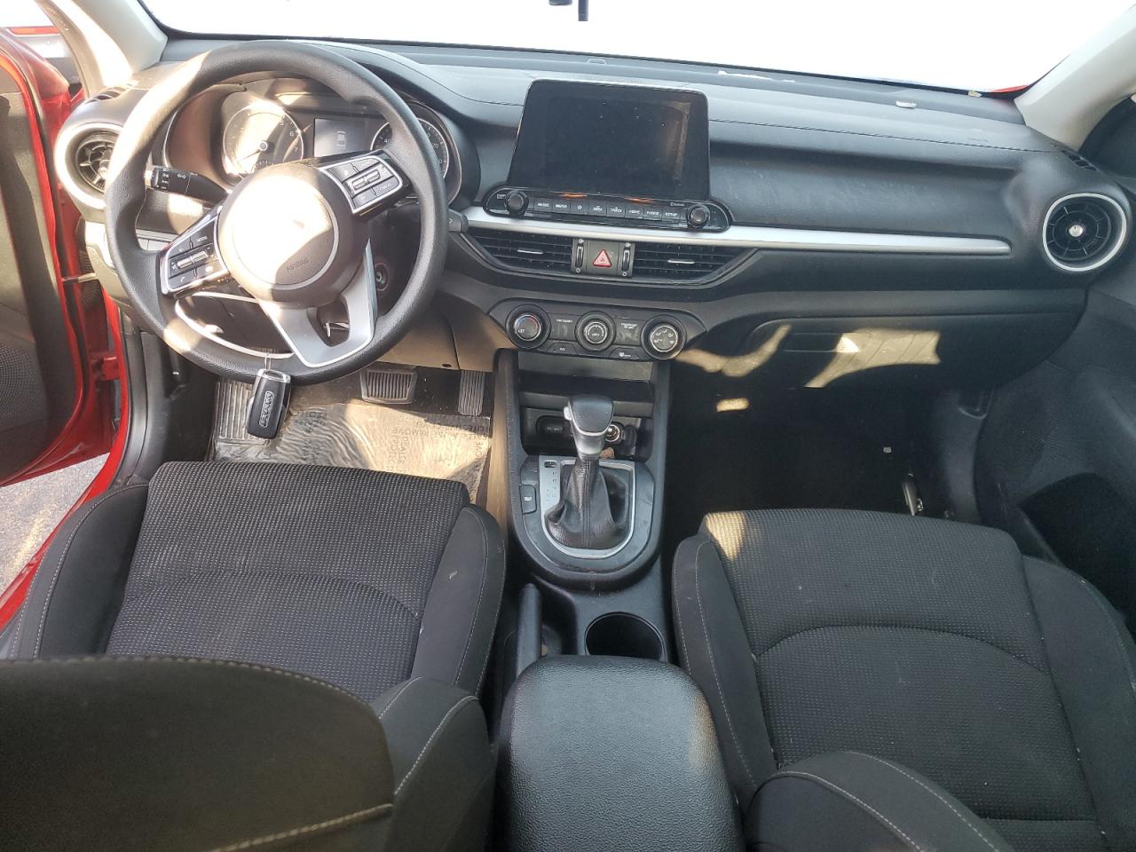 2021 Kia Forte - Image 8