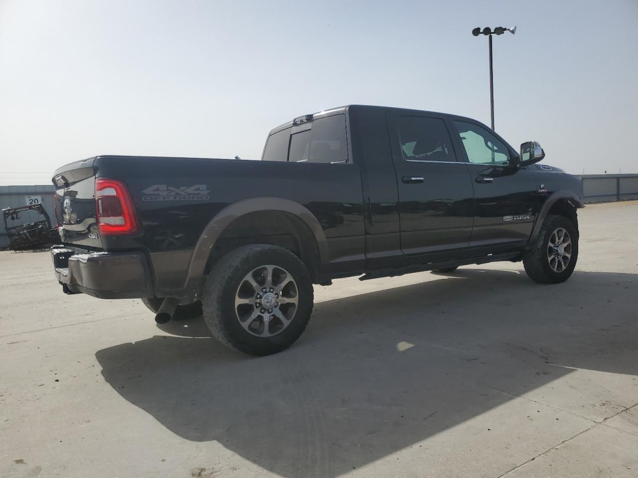 2021 RAM 2500 - Image 3