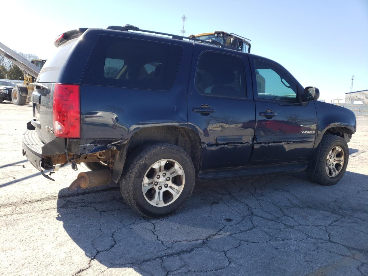 2009 GMC Yukon - Image 3