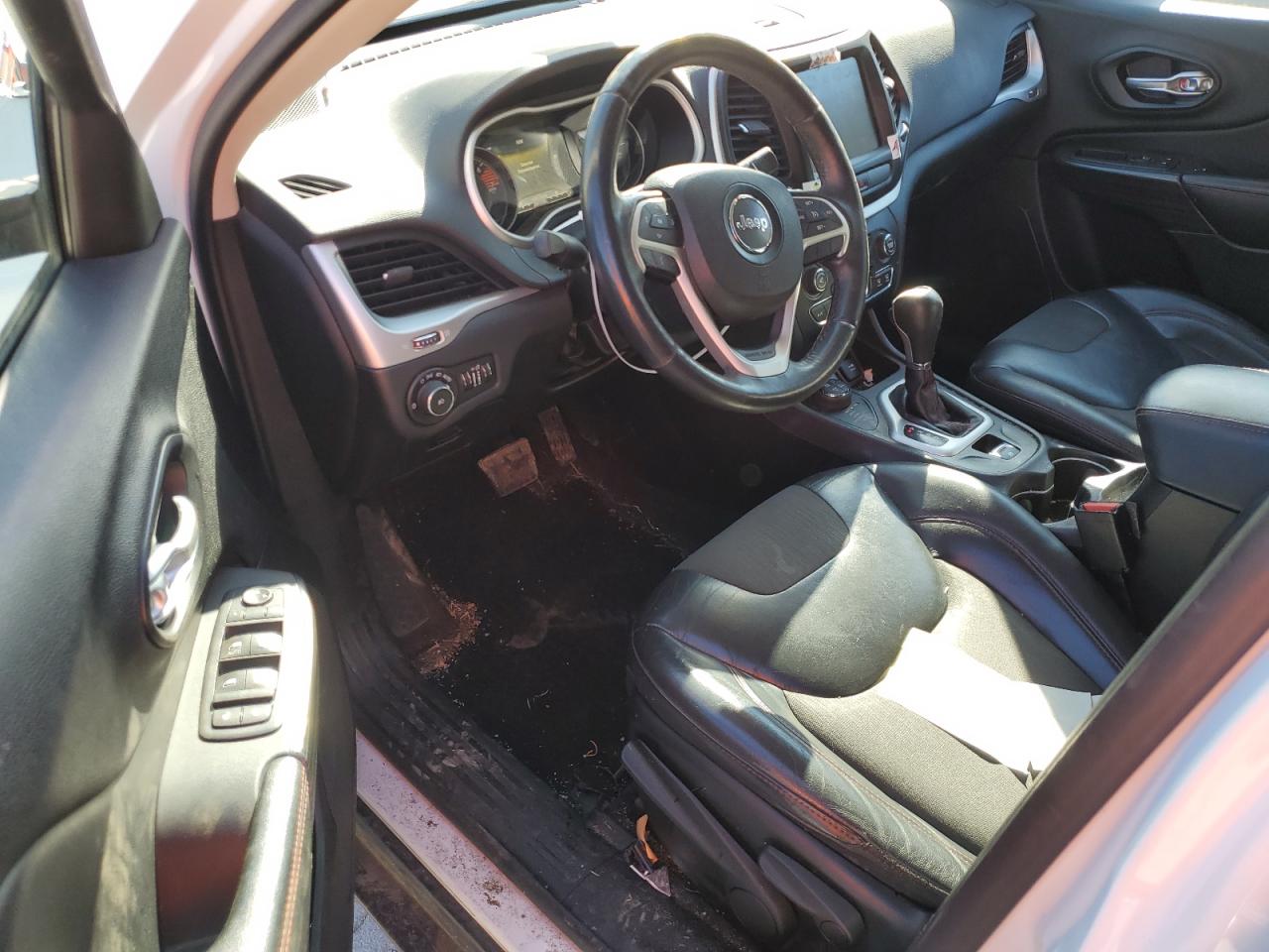 2016 Jeep Cherokee - Image 8