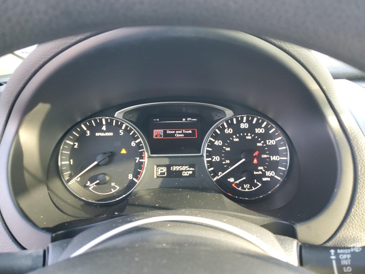 2015 Nissan Altima - Image 9