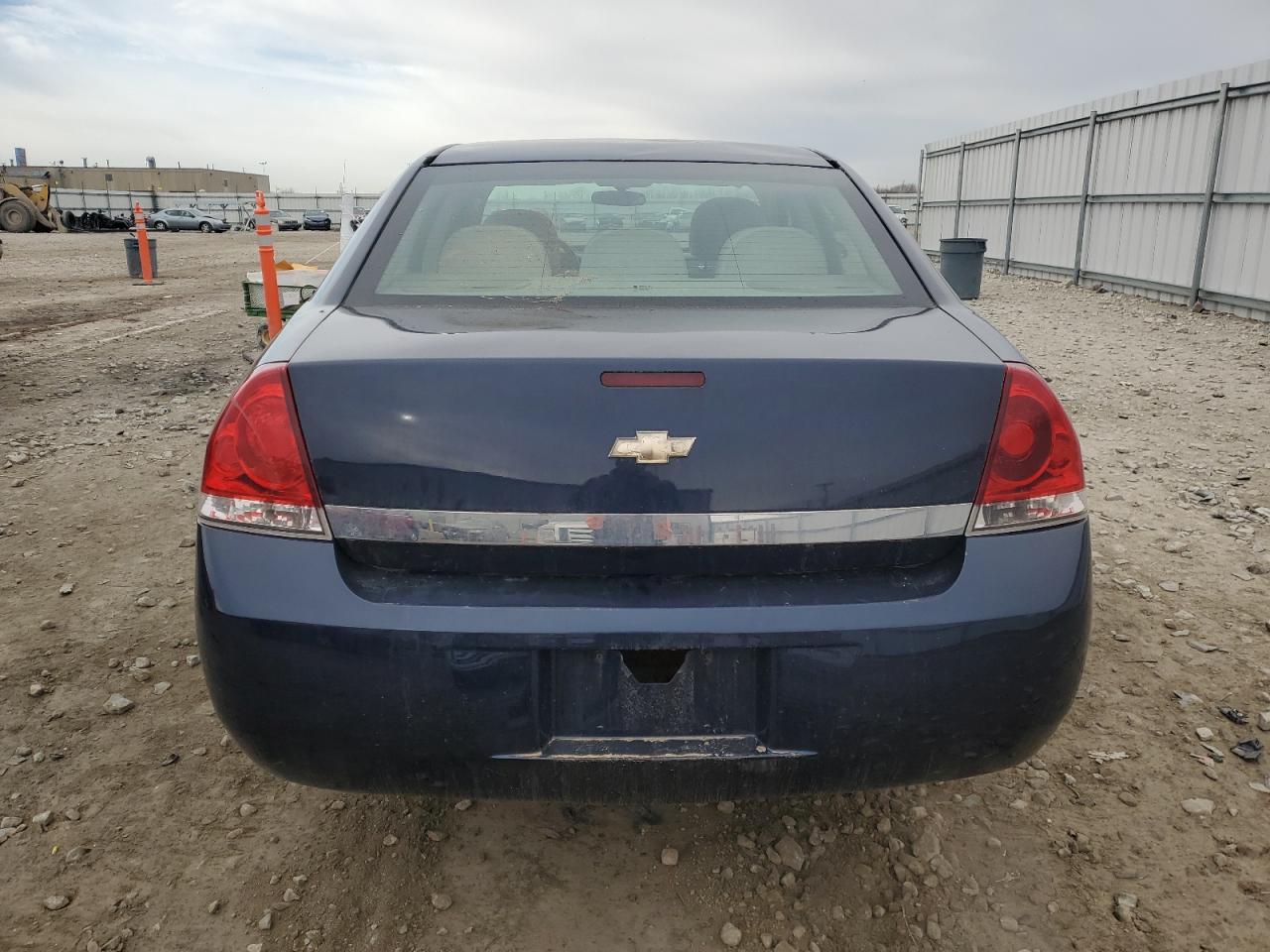 2011 Chevrolet Impala - Image 6