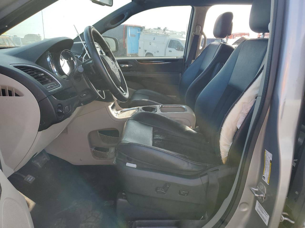 2014 Dodge Caravan - Image 7