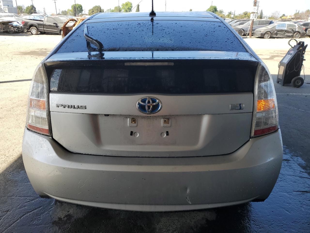 2011 Toyota Prius - Image 6