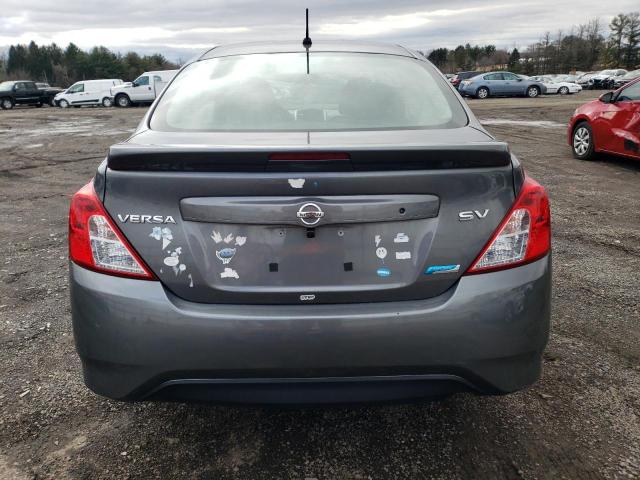 Седаны NISSAN VERSA 2016 Серый
