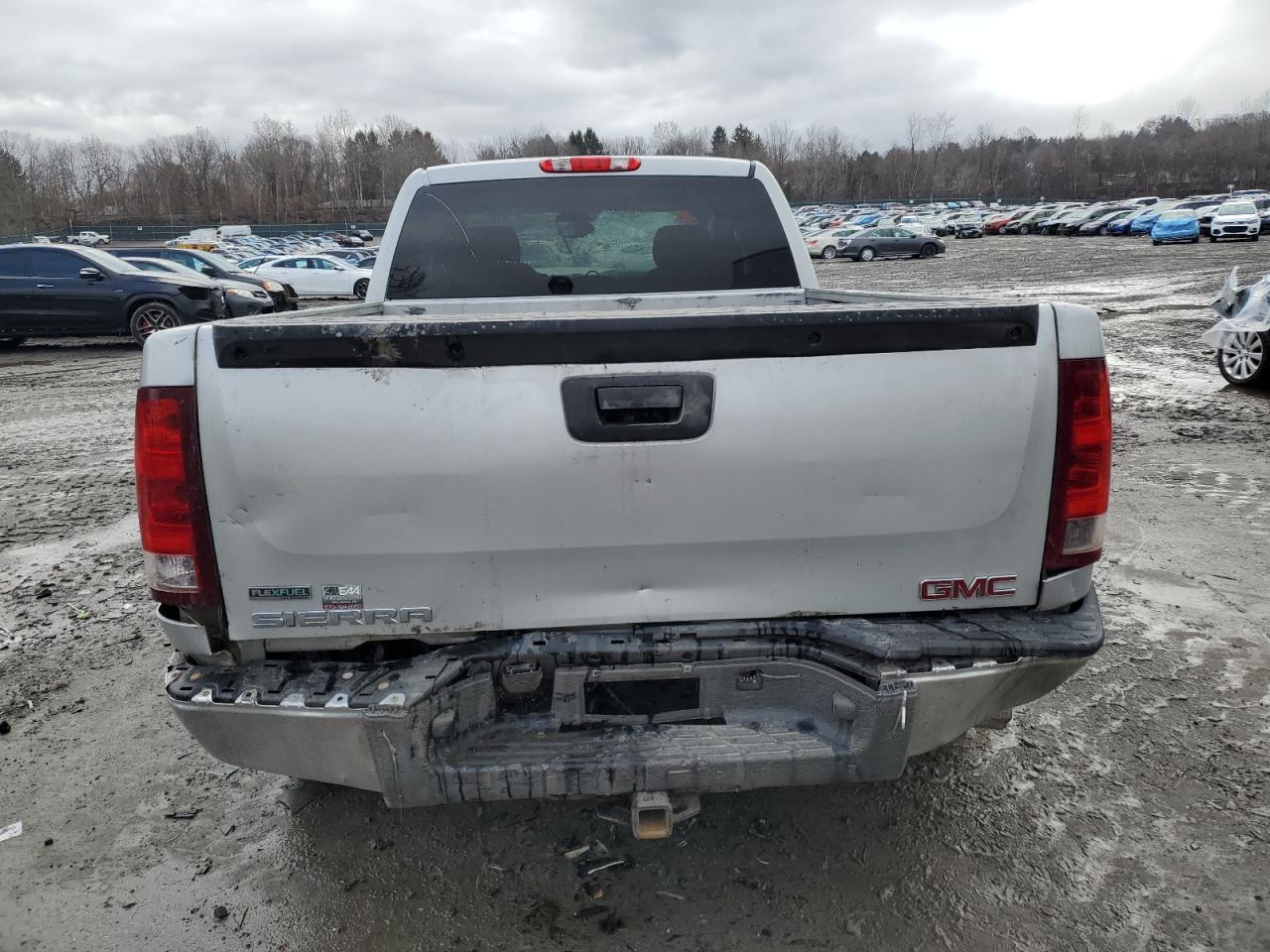 2011 GMC Sierra - Image 6