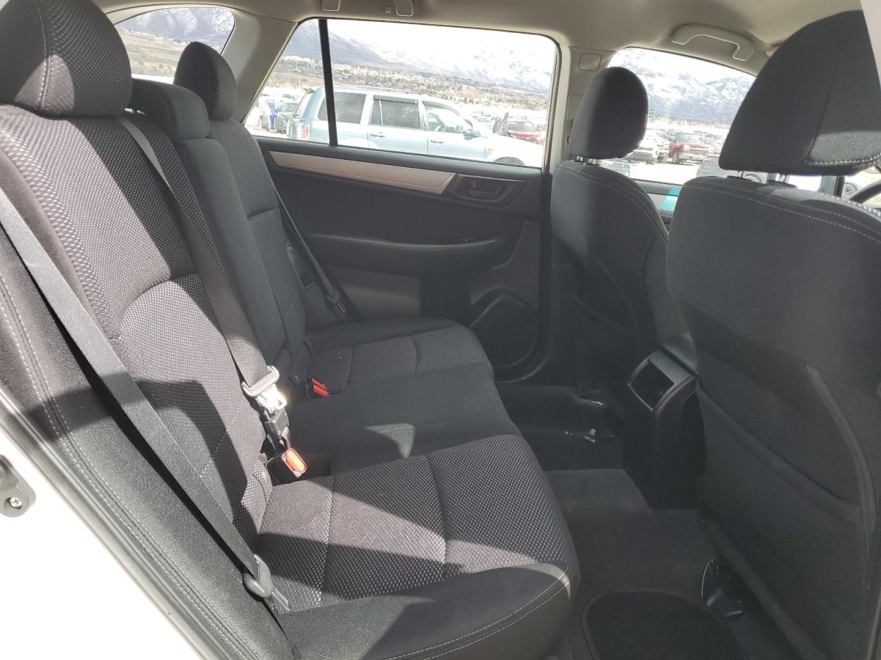 2015 Subaru Outback - Image 11