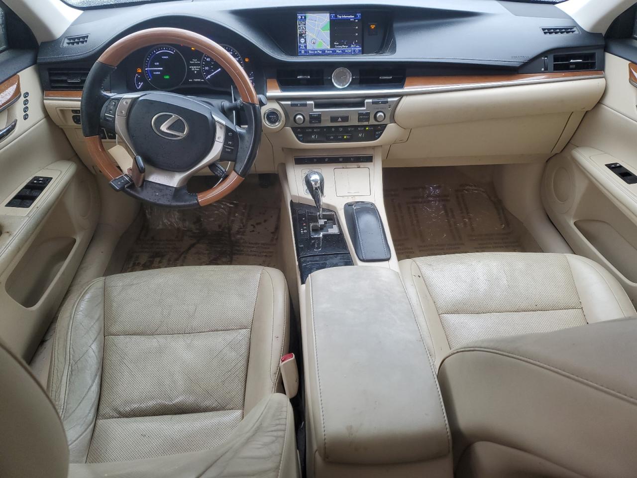 2013 Lexus ES - Image 8