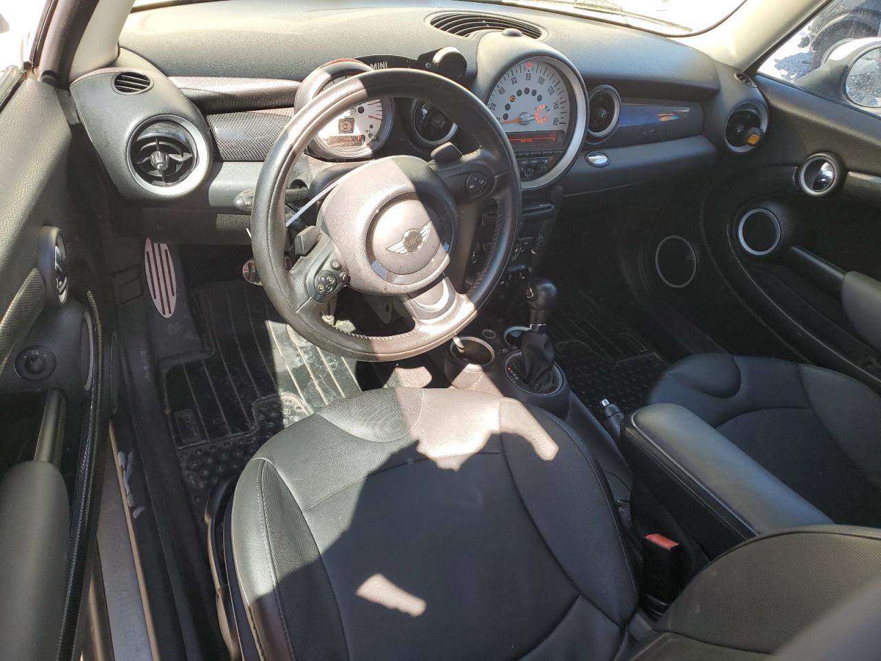 2011 MINI Cooper - Image 8