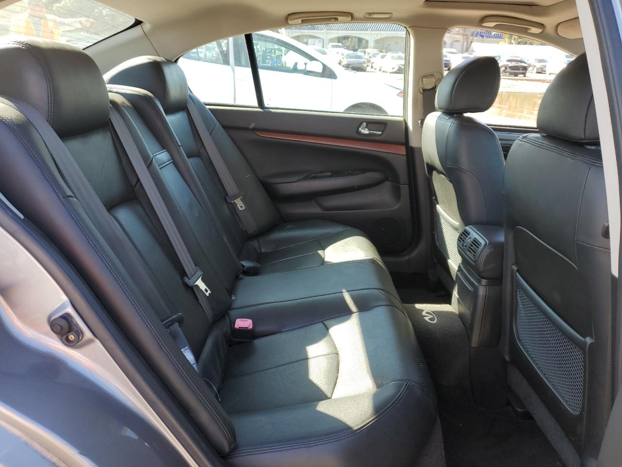 2008 Infiniti G - Image 10