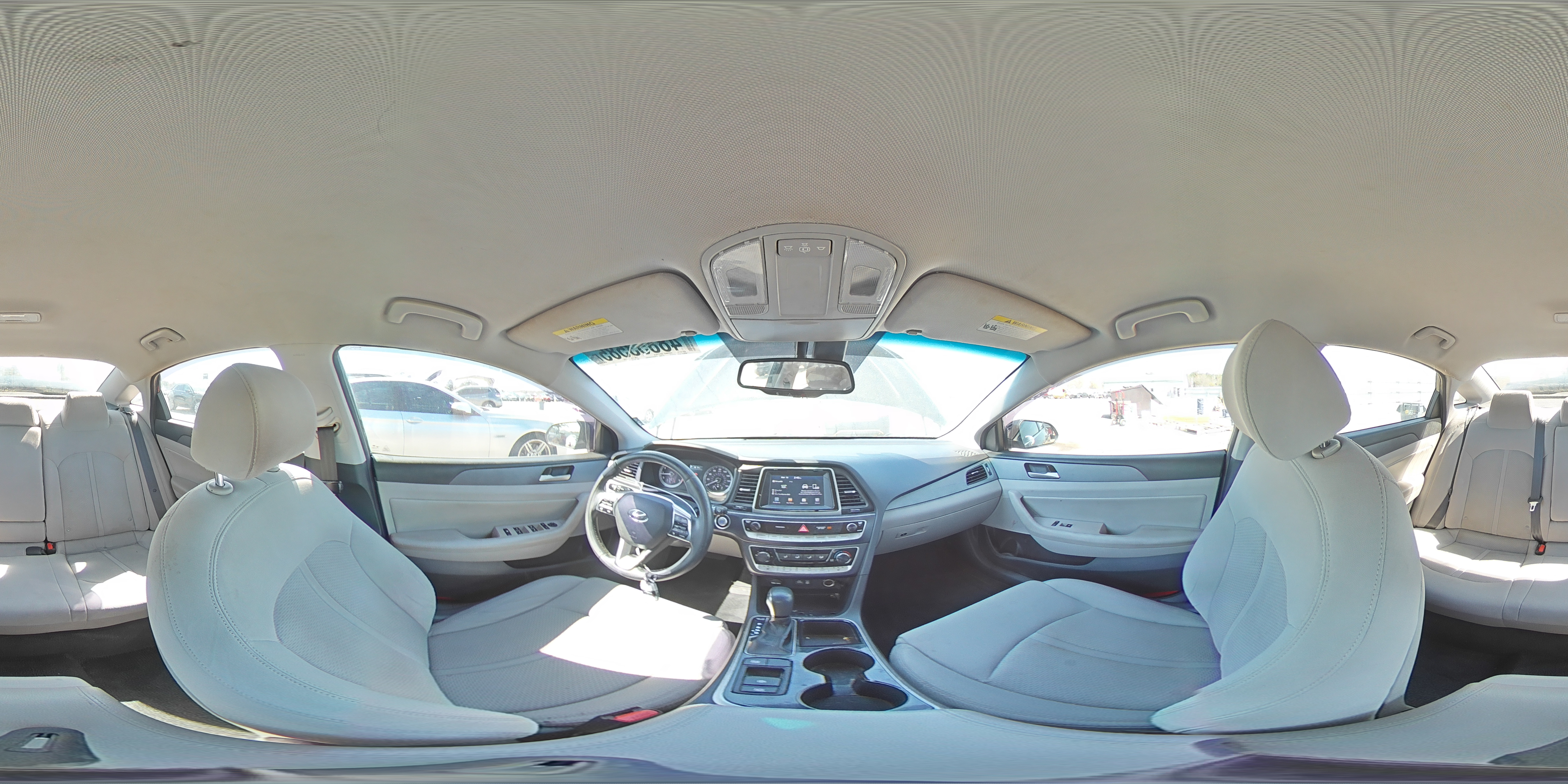 2018 Hyundai Sonata - Image 13