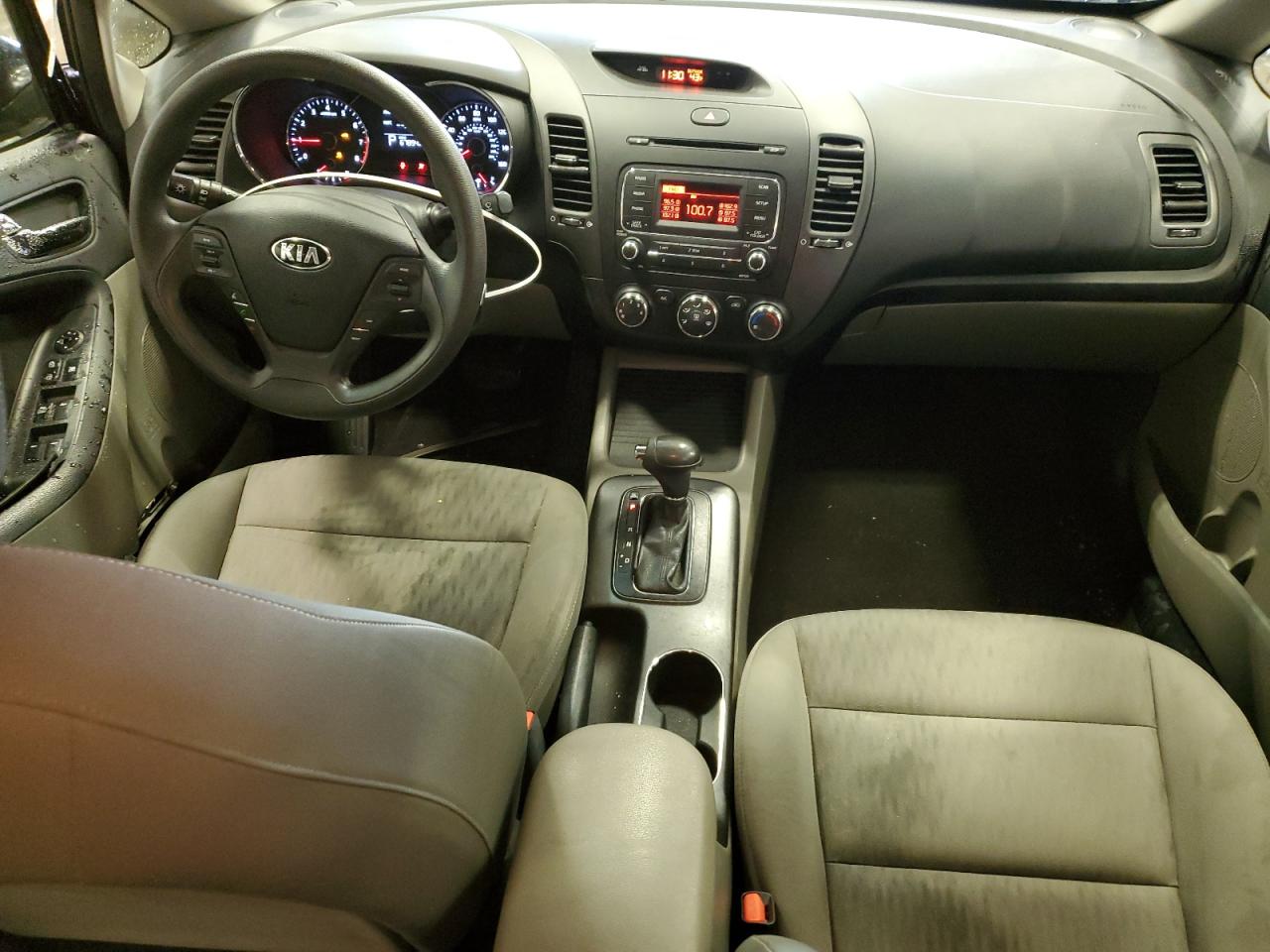 2016 Kia Forte - Image 8