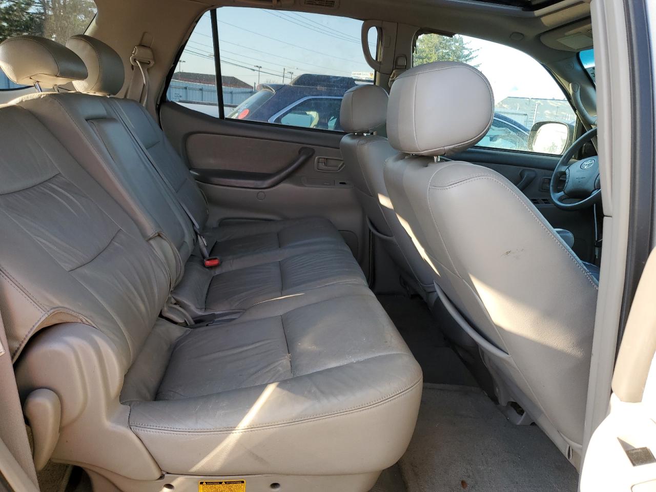 2003 Toyota Sequoia - Image 11