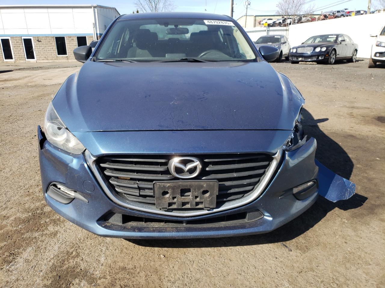 2017 Mazda 3 - Image 5