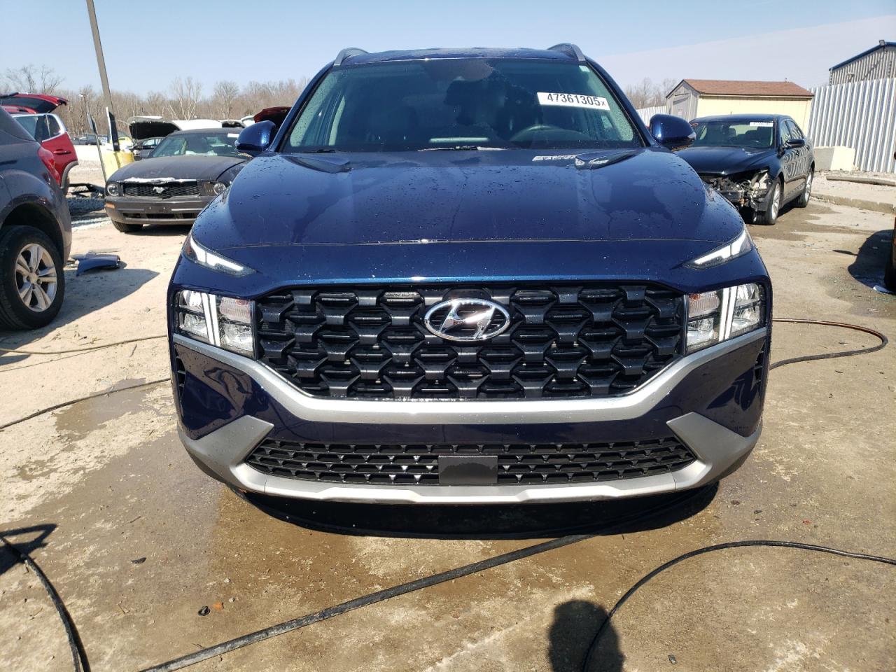 2023 Hyundai Santa Fe - Image 5