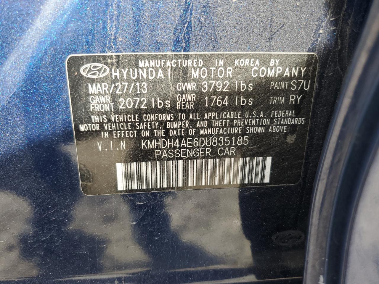 2013 Hyundai Elantra - Image 14