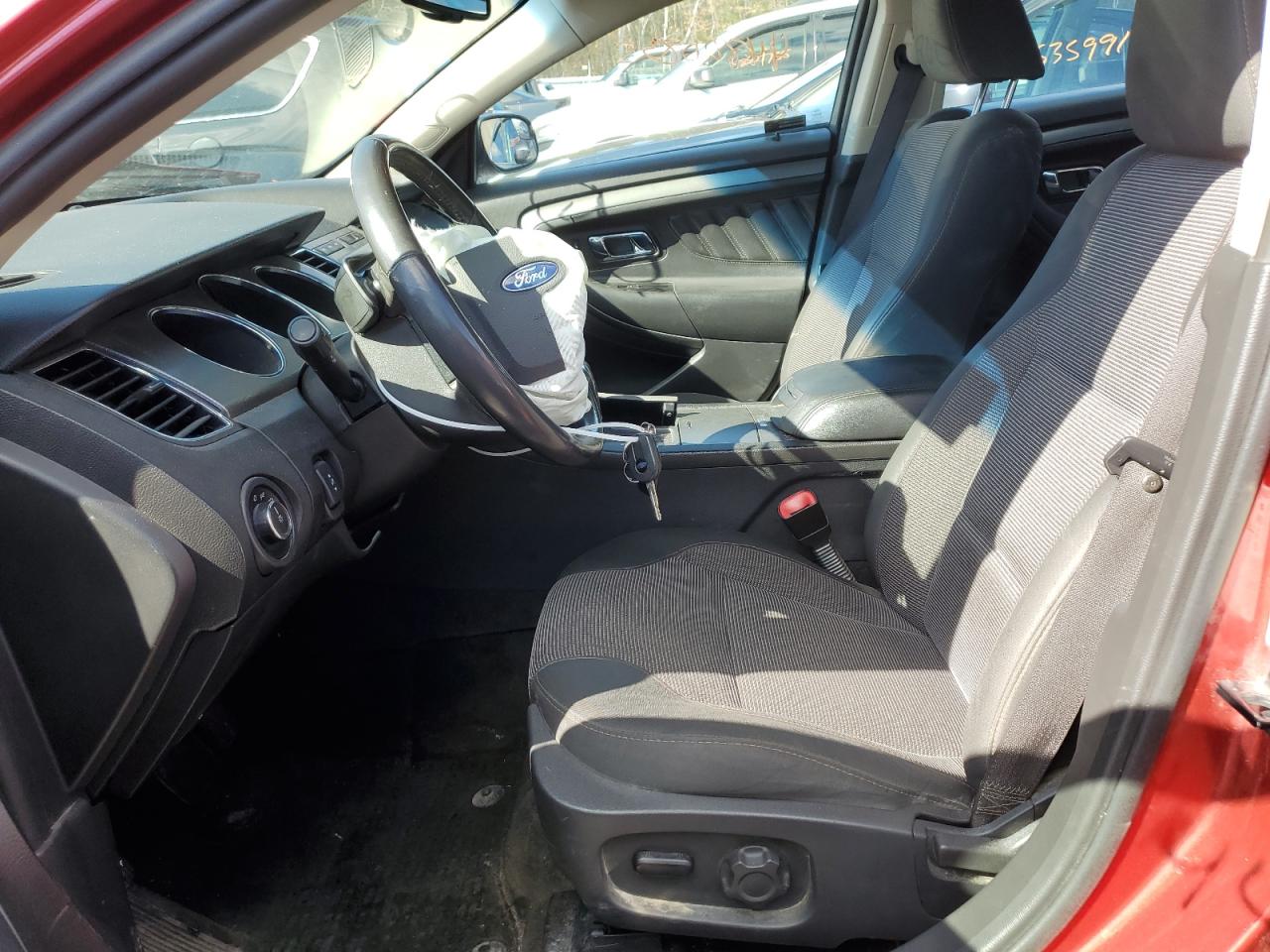 2012 Ford Taurus - Image 7