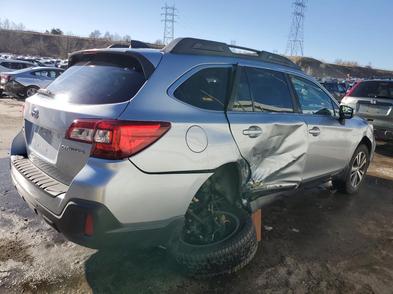 2018 Subaru Outback - Image 3