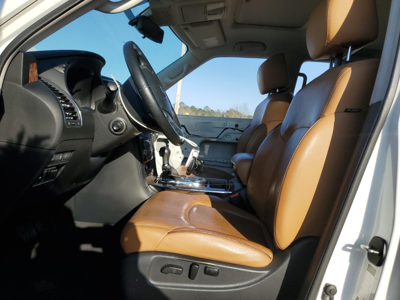 2018 Nissan Armada - Image 7