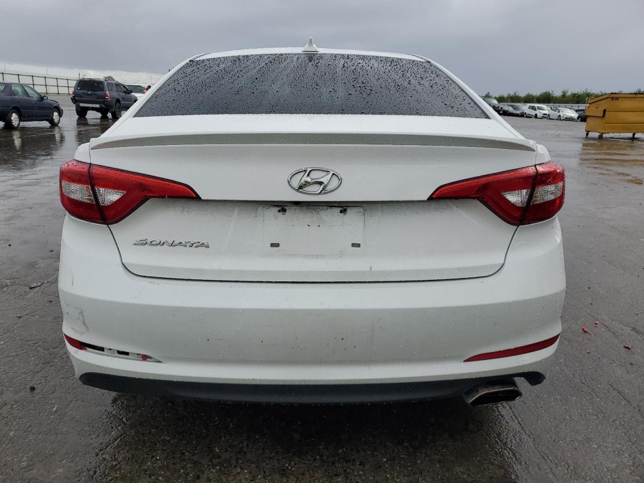 2015 Hyundai Sonata Se VIN: 5NPE24AF9FH008359 Lot: 49637925
