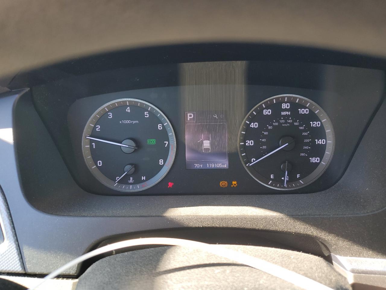 2016 Hyundai Sonata - Image 9