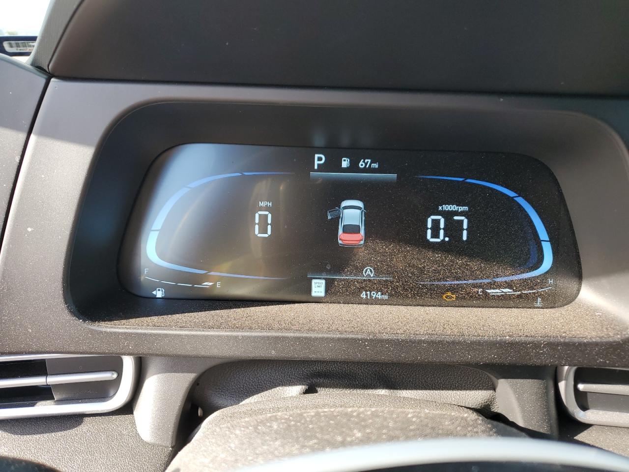 2024 Hyundai Elantra - Image 9